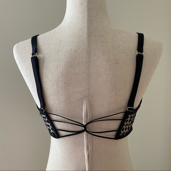 Victoria’s Secret Starburst Unlined Demi B… - Picture 8 of 10